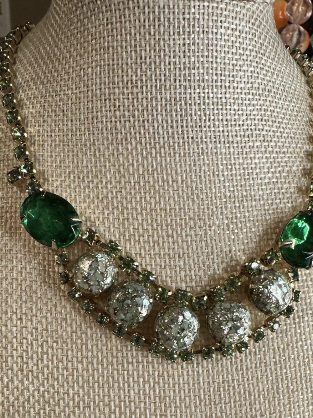 Vintage 1950s Green Rhinestone Collar Necklace Gold Tone Hollywood Regency Bib